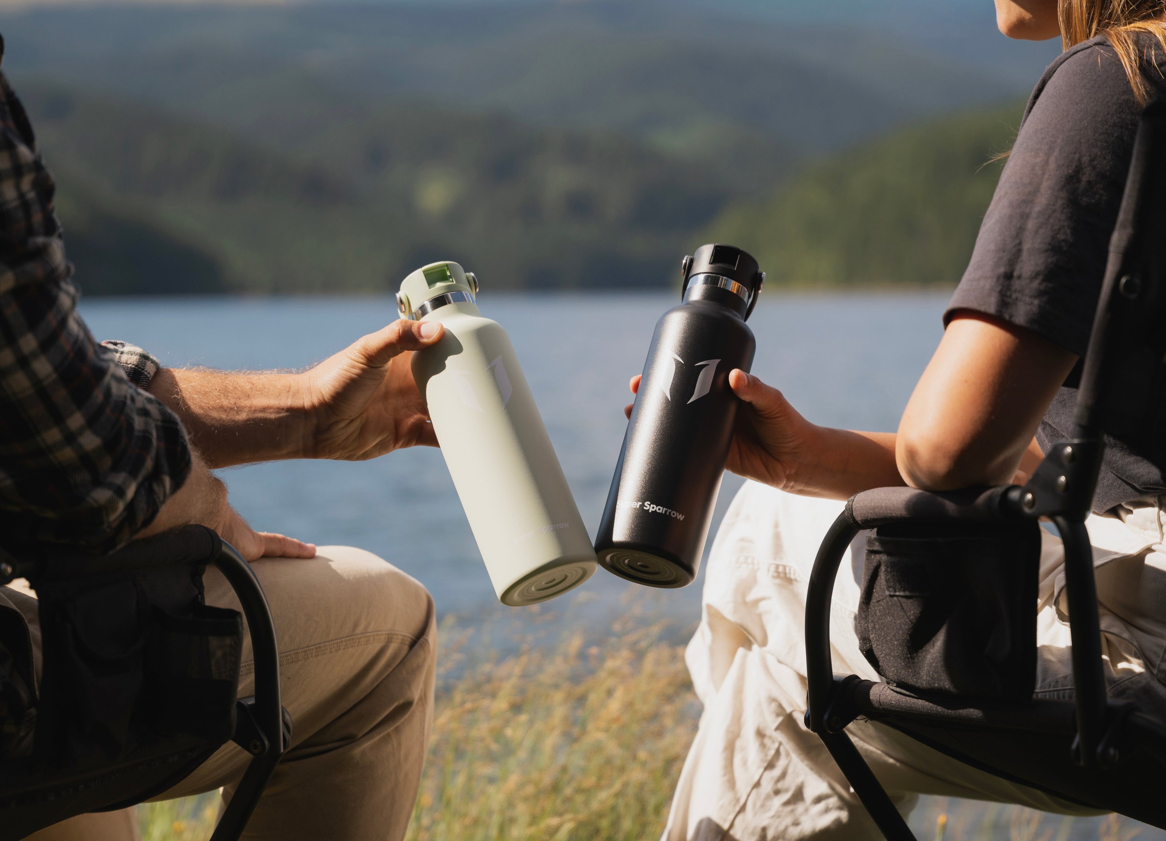 Take Your Favorite Beverage Anywhere With Thermal Flask Water Bottles