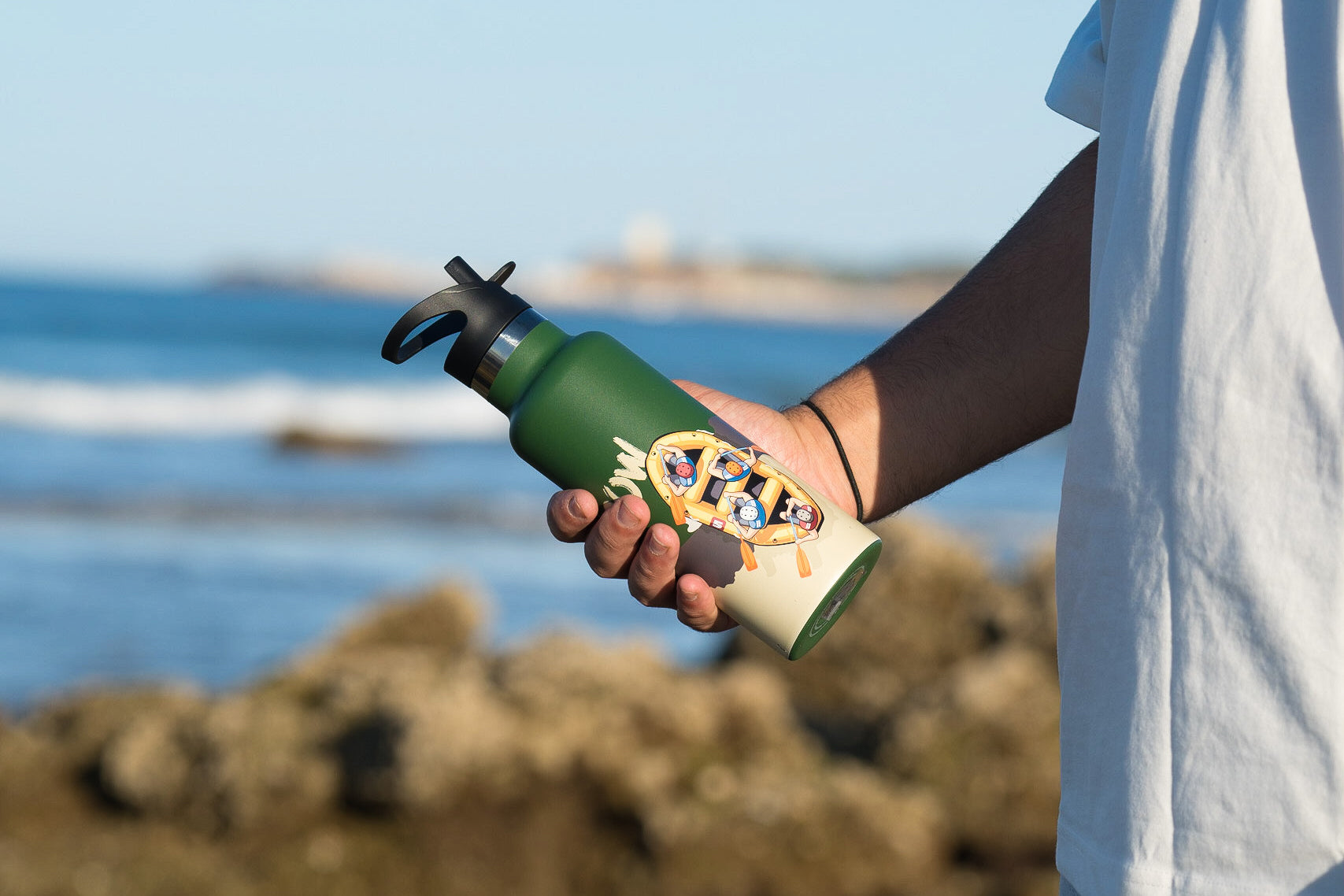  Super Sparrow Botella de agua deportiva – 25.4 fl oz – No  tóxico sin BPA y plástico de copoliéster Tritan ecológico – Para correr,  gimnasio, yoga, aire libre y camping 